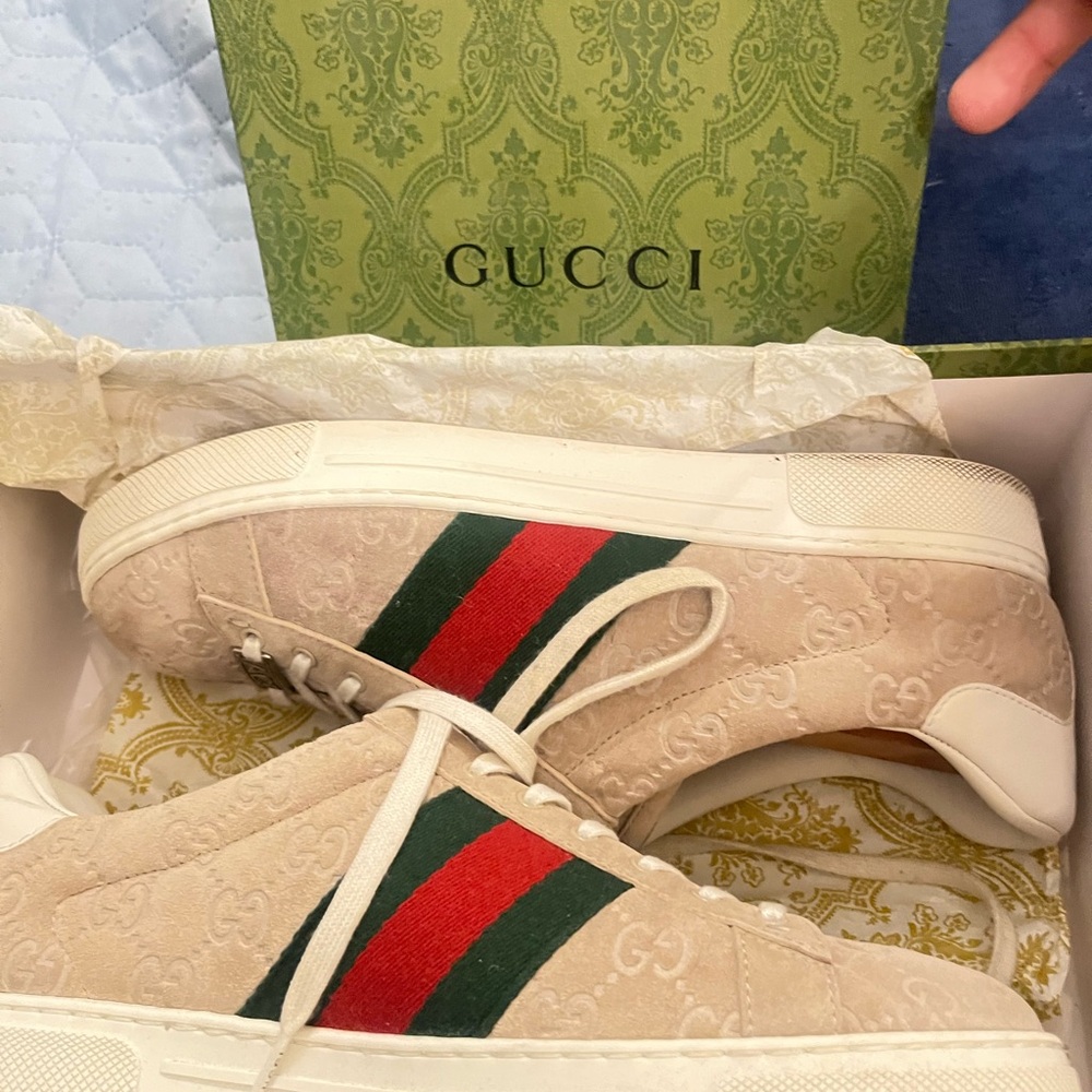 Authentic Gucci Beige Suede ACE Sneakers with Red & Green Web! Beautiful 🇮🇹👟8.5 - Picture 2 of 14